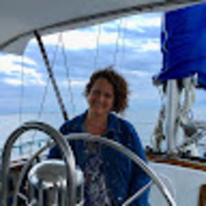 Meet your Posher, Caroline